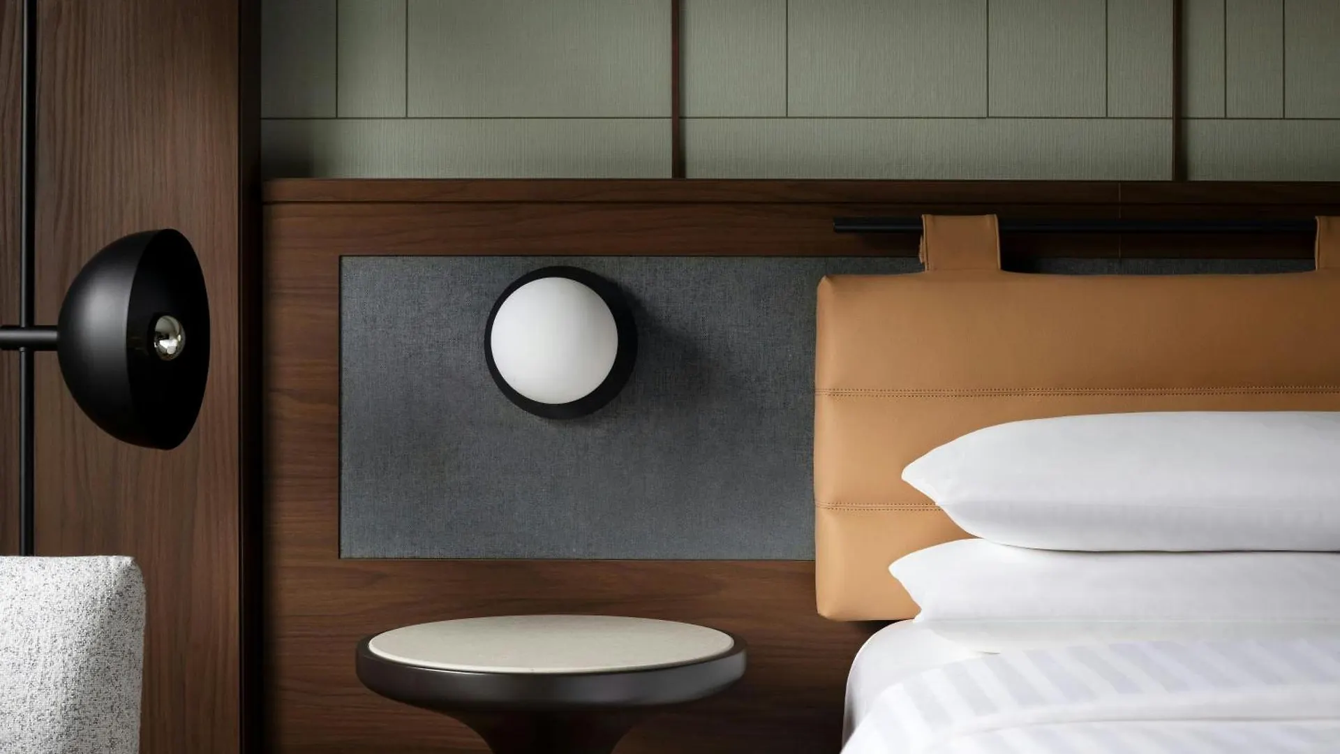 Milan Marriott Hotel 4*,