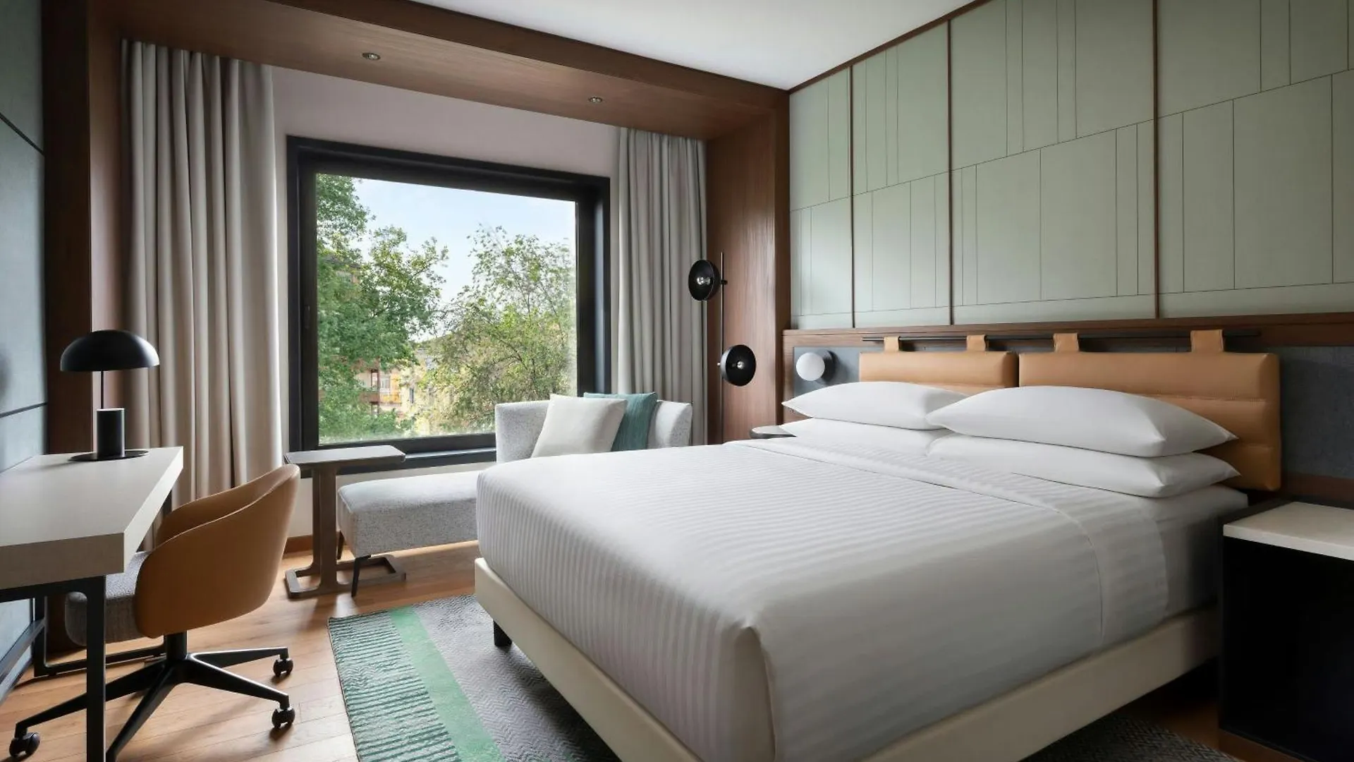 ****  Milan Marriott Hotel Italy