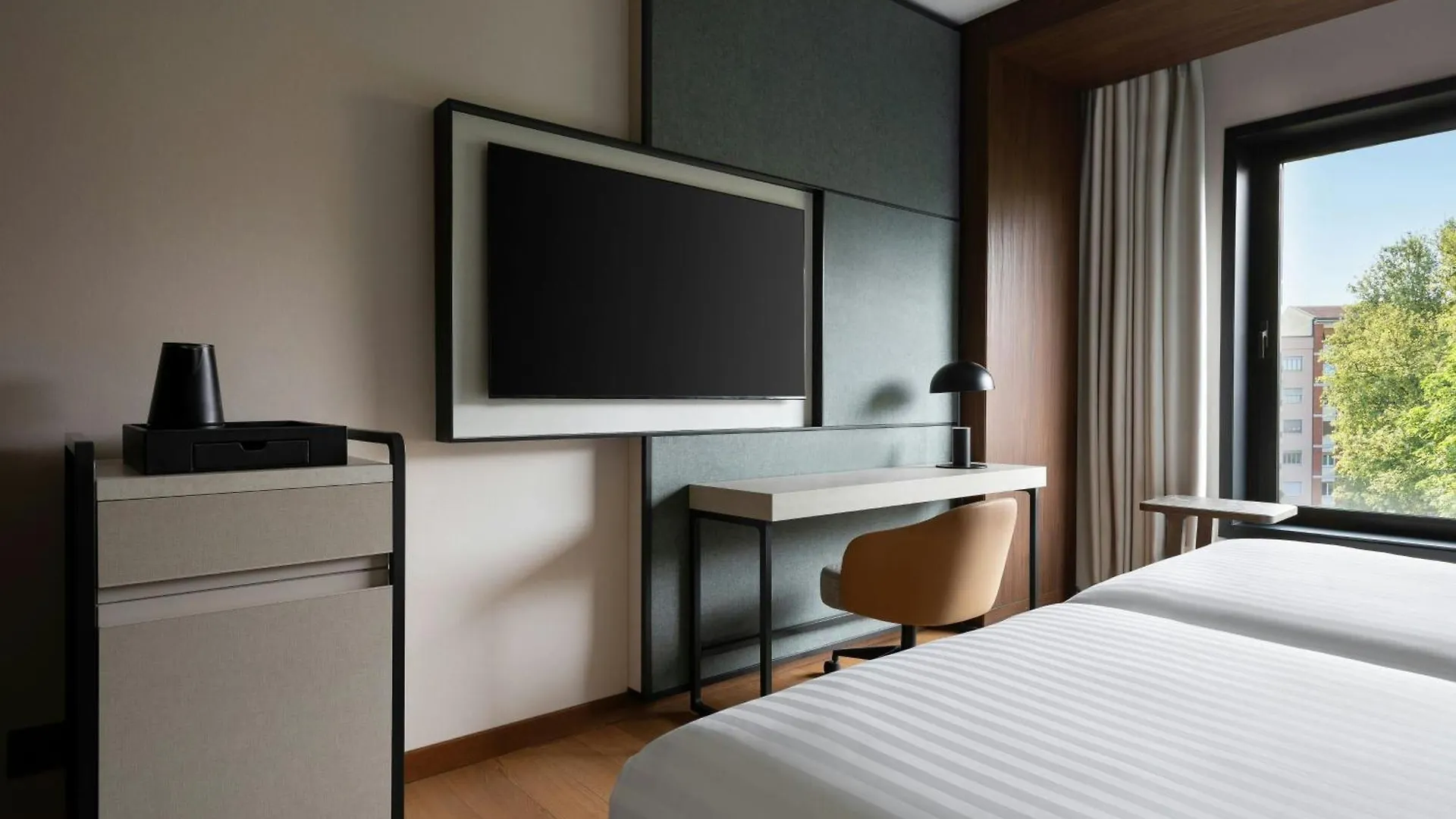 ****  Milan Marriott Hotel Italy
