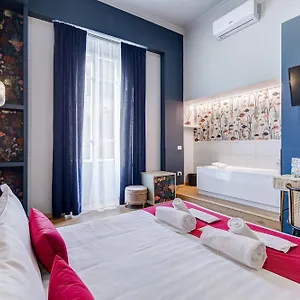  Гостевой дом Vivilo Collection - Collina 24 - Close To Via Veneto Италия
