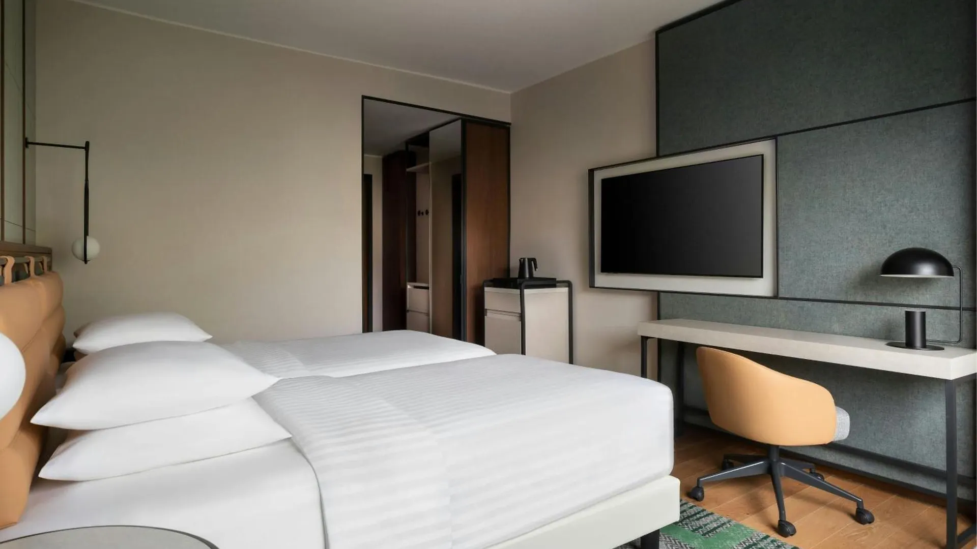 Milan Marriott Hotel 4*,  Itália
