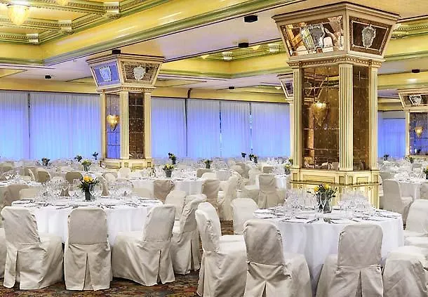 Milan Marriott Hotel 4*,