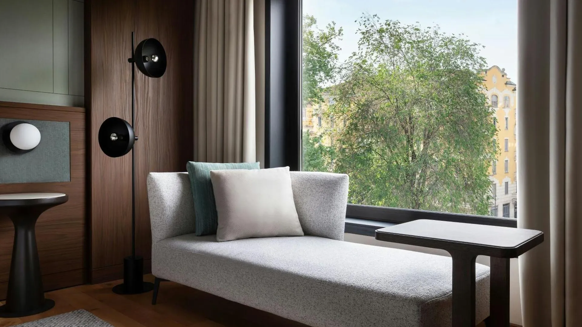 Milan Marriott Hotel 4*,  Italia