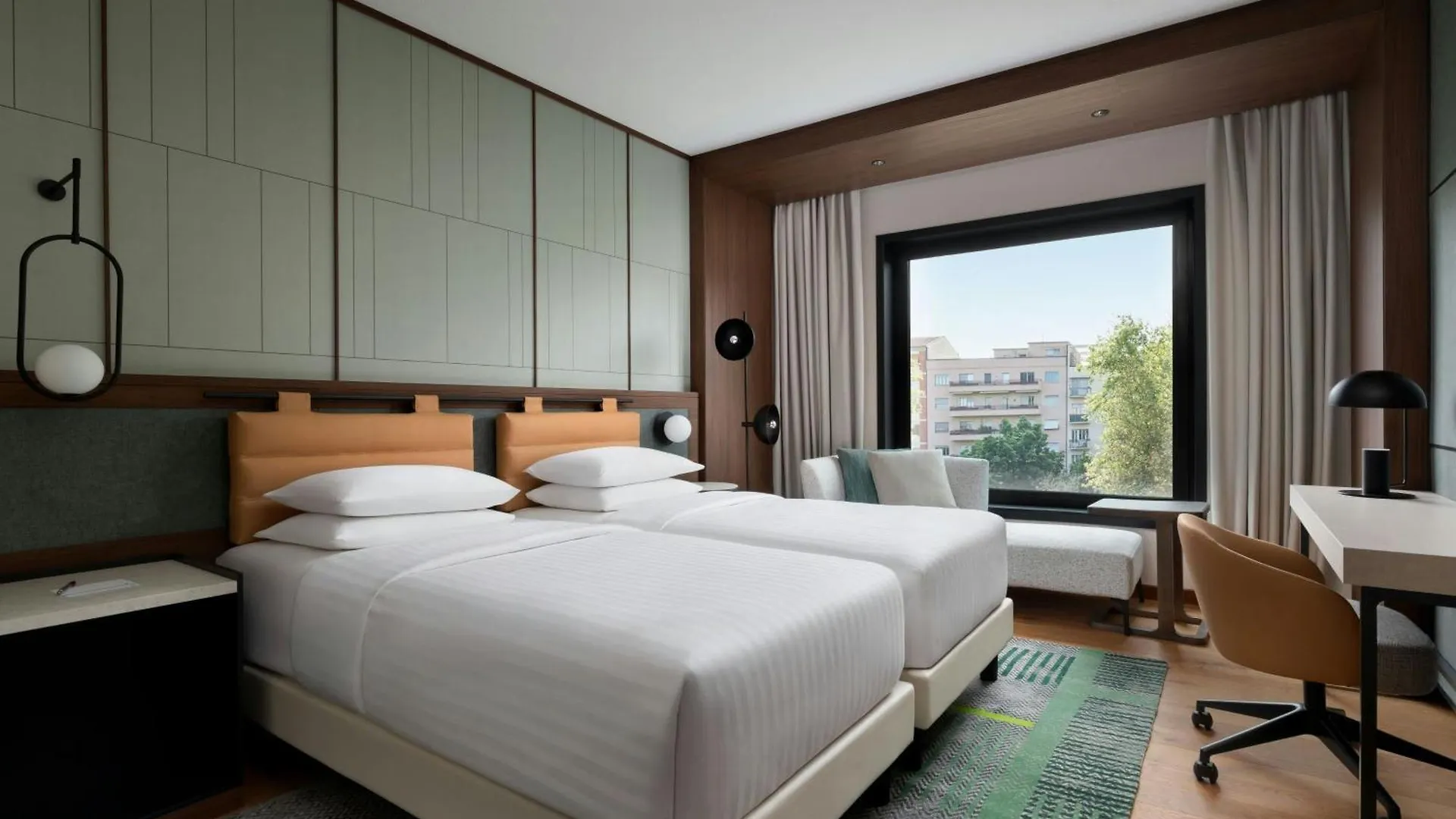 Milan Marriott Hotel 4*,  איטליה